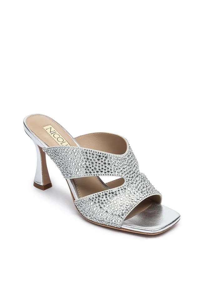 نيكولي Benevento